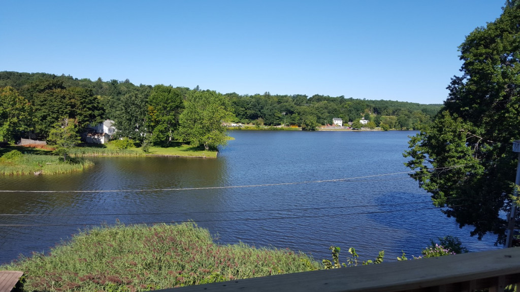 11 Indian Lake Parkway, Apt 2 MaxMia Properties Worcester MA