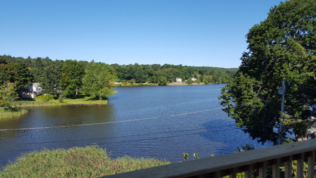 11 Indian Lake Parkway, Apt 2 MaxMia Properties Worcester MA